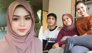 Maybe you would like to learn more about one of these? Biodata Bella Astillah Isteri Penyanyi Aliff Aziz Iluminasi