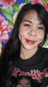 Single mom seeking love and acceptance