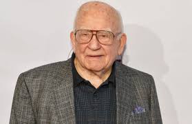 Asner, the blustery but lovable lou grant in two successful television series, died at 91. Mijl7 Lx7nrvzm
