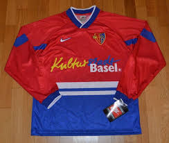 Fc basel 1893 (fussball club basel 1893), widely known as fc basel or just basel, and sometimes referred to as fc basle in english or fcb,123 is a swiss football club based in basel. Fc Basel Fcb Trikot Saison 97 98 Langarm Kaufen Auf Ricardo