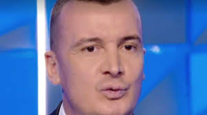 Quando è scoppiata la pandemia da covid, rocco molto saggiamente ci ha scritto un messaggio per dirci: P Aygbiywu9hnm