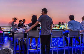 It has been awarded as the best night club of the year of 2018. 14 Best Pubs In Bangalore With Dance Floor Night Clubs In Bangalore