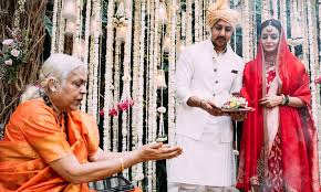 10 bollywood actress who married to foreigners #bollywood_wedding #bollywood_latest for any copyright issue or inquiry. Change Begins With Choice Dia Mirza Says No To Kanyadan Bidai Gets Woman Priest For Her Wedding