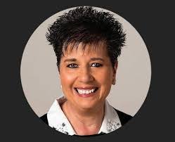 Diane Trask's Instagram, Twitter & Facebook