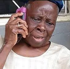 Aku isinmi oni o isinmi Ayo ni yio je fun wa o. Lori omo,Lori oko,lori  aya,lori ebi,lori ore. Lori gbogbo wa,nile loko ati leyin odi a o nigba ipe  ibanuje ani bi