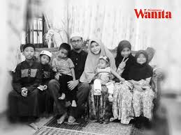 Asma' binti harun pendidikan : Selepas Jumpa Ustazah Suami Isteri Bertahun Tak Solat Berubah Hidupnya Dalam 10 Hari Mingguan Wanita