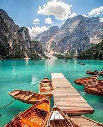 Lago Di Braies Tirol Italia Siga Blogmundodeviagens Viagens Fotosdeviagens Noticiassobreviagens Videosdeviagen Viagens Viagem Italia Lugares Maravilhosos