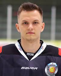 Manuel Nix's Instagram, Twitter & Facebook