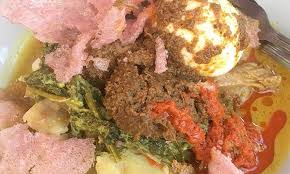 Lontong yang satu ini mempunyai ciri khas bumbu tauco yang gurih dan harum, belum lagi kamu bisa mencoba kreasi sayur ketupat khas betawi untuk lebaran kali ini. 5 Lontong Sayur Paling Enak Di Indonesia Buat Sarapan Salah Satunya Lontong Orari Kanal Kalimantan