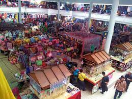 Apalagi jika anda merupakan seseorang dengan aktifitas yang padat dan tugas kantor yang menumpuk, berlibur menjadi salah satu cara untuk isi ulang semangat. Jom Ke Padang Besar Perlis