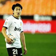 이강인은 현재 김학범 감독이 이끄는 올림픽 대표팀의 제주 훈련에 소집돼 12일, 15일 열리는 가나와의 평가전을 준비 중이다. æ•… ìœ ìƒì²  ê°ë…ì´ ê·¸ë ‡ê²Œ ë³´ê³  ì‹¶ì–´ í–ˆë˜ ì´ê°•ì¸ ì´ë‚  ê²½ê¸° ì¶œì „í•©ë‹ˆë‹¤ ìœ„í‚¤íŠ¸ë¦¬