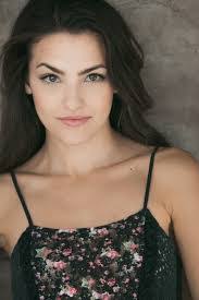 Kayla Compton's Instagram, Twitter & Facebook