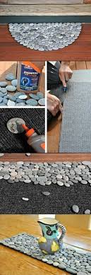 Diy Rock Doormat And Rock Projects I Love The Idea Of Making A Runner For The Dining Room Table To Put Hot Pans Of Food On Rock Crafts Diy Projects Crafts