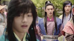 Revolves around an elite group of male warrior youth called hwarang who grow through passion and love in seorabeol, the capital of the ancient kingdom of silla. Hwarang The Poet Warrior Youth Season 1 English Subtitles Free Download
