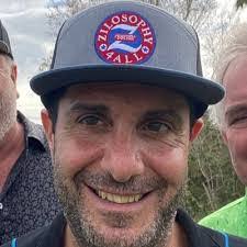 Robin Killen's Instagram, Twitter & Facebook