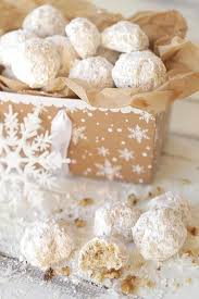 Our comprehensive how to make christmas cookies article breaks down all the steps to help you make perfect christmas cookies. Mexican Wedding Cookies Snowball Cookies The Farm Girl Gabs