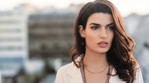 «ο ντάνιελ γκρέκ είναι ένας πραγματικός gentleman». Tonia Swthropoyloy Oloi 3erame Gia Ton Kebin Speisi