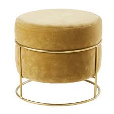 Le pouf en velours calabaza atmosphera posera ses rondeurs dans votre intérieur. Pouf En Velours Jaune Et Metal Dore Maisons Du Monde