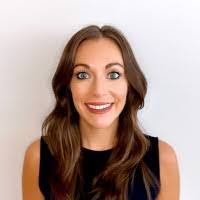 Beth Ralston's Instagram, Twitter & Facebook