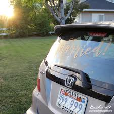 Are you interested in learning cricut but do not know where to begin? Cricut Explore Air 2 Just Married Cling Vinyl