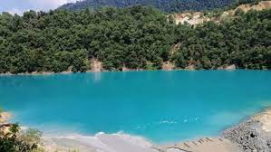 Tarikan tasik kuari biru kecantikan tasik kuari biru menarik minat orang ramai bagi mengalaminya sendiri. Tasik Bekas Lombong Jadi Tasik Biru Memang Cantik Sangat Kitareporters Semua Boleh Jadi Reporter