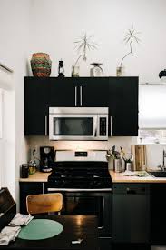 From tricks and ideas for the narrow small kitchen before and after modifying my kitchen with simple and inexpensive decoration and transforming it into an open kitchen to the hall, salon or. Ø¨Ø¬Ù‡Ø² 10 Ø£ÙÙƒØ§Ø± Ù„ØªÙˆØ³ÙŠØ¹ Ù…Ø³Ø§Ø­Ø© Ø§Ù„Ù…Ø·Ø§Ø¨Ø® Ø§Ù„Ø¶ÙŠÙ‚Ø©