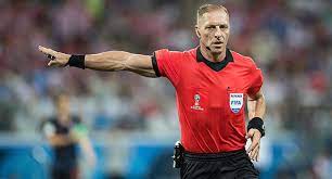 Статистика нестор питана по красным и желтым карточкам. Iffhs