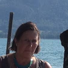 Valerie LOMAN, 70 ans (LA TESTE DE BUCH, LOUVECIENNES)