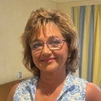 Michelle Seymour's Instagram, Twitter & Facebook