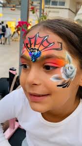 Primer día de pintacaras de Halloween 🎃!! Me encantan estos días 👻 .  Maquillajes especiales para un día especial . #facepaintinghalloween  #pintacaritas