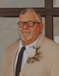 Dean Downer's Instagram, Twitter & Facebook