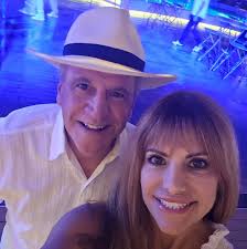 I LOVE LIVING IN POMPANO BEACH!!