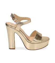 Vendo scarpe da donna tacco 12 beige in camoscio,con borchie dorate numero 37 altramarea made in italy nuove causa errato acquisto. Sandali Oro Laminato Tacco 12 50 Cm Valerio 1966