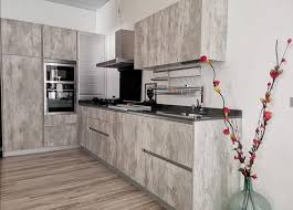 Hemos preparado para tí la mayor exposición de cocinas en navarra, una exposición diferente, donde disfrutar con las distintas composiciones y estilos, que te ayudan a pensar tu propia cocina. Presupuesto Muebles Cocina Navarra
