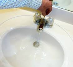 There's a good chance any clog will be in the horizontal section of the pipe before you get to the. Fix A Sink Stopper 15 Steps With Pictures Instructables