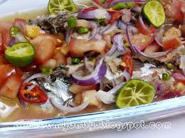 Rasanya yang sedap dan lezat tentunya akan menggugah selera makan anda. Resepi Ikan Kembung Air Asam