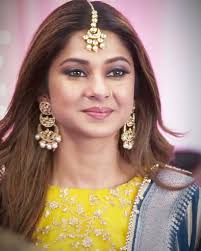 Bepannaah Bepanah Jenniferwinget Zoya Bepannaah Jenshad Adiya Jenshad Jennifer Winget Drop Earrings Beautiful Smile