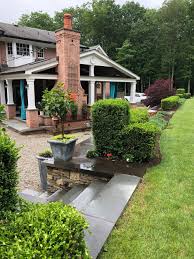 Landscaping smaller yards can have an advantage especially since edging will also be easier to design and will only require a few items to create a 15. Landscapers Commercial Lawn Maintenance Companies Madison Nj Outdoor Digs