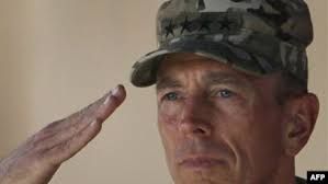 General Petreus endi Afg'oniston uchun mas'ul emas