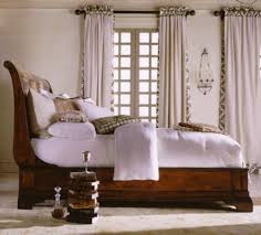 Antique beds bedroom sets 1950 now more. Double Bed Made Of Mahogany In Rosewood Finish Henredon Luxury Furniture Mr