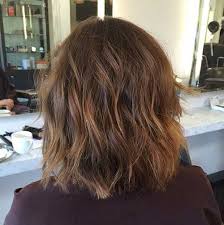 You can check out the super easy tutorial here. Shoulder Length Beachy Waves Short Hair Novocom Top
