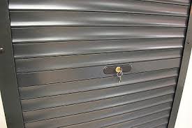 Maybe you would like to learn more about one of these? Volet Roulant A Tirage Direct Pour Porte D Entree Avec Serrure A Cle Eur 159 00 Picclick Fr