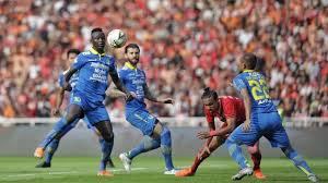 Setelah sekian lama saling jual beli serangan, akhirnya tim putrid persija jakarta mampu mejebol gawang dari persib. Hasil Liga 1 Persija Vs Persib Imbang 1 1