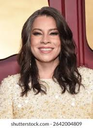 2+ Hundred Tv Cara Royalty-Free Images, Stock Photos & Pictures