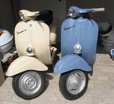 Vespa Farben Ral 5014 Taubenblau Smallframe V50 Vespa V50 Vintage Vespa Vespa