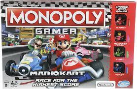 *juego en español* esta secuela del juego de mesa monopoly gamer une fuerzas con los personajes y elementos de mario kart de nintendo. Amazon Com Monopoly Gamer Mario Kart Toys Games