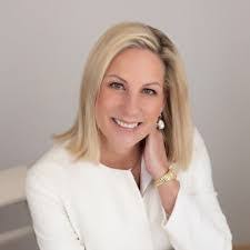 Heidi Telfer's Instagram, Twitter & Facebook