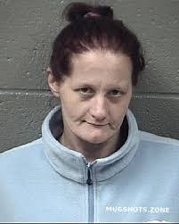 Lisa Threadgill's Instagram, Twitter & Facebook