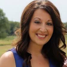 Andrea Yager's Instagram, Twitter & Facebook