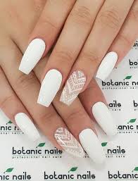 50 White Nail Art Ideas Cuded Botanic Nails Nails White Nails